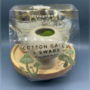 Livegreen Essentials Set with Faux Plant, NWT 🌱